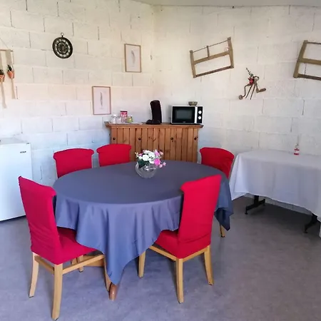La Maison Des Amis Bed & Breakfast Les Essarts (Vendee)